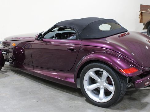 Used 1999 Plymouth Prowler RWD image 40