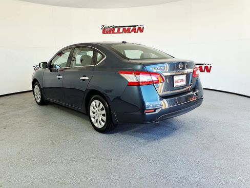 Used 2015 Nissan Sentra SV FWD image 4