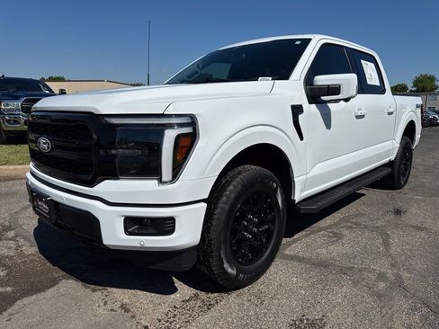 Used 2026 Ford F150 Lariat w/ FX4 Off-Road Package AWD/4WD image 3