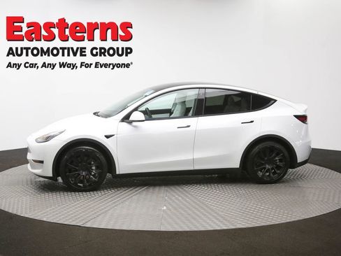 Used 2020 Tesla Model Y Long Range image 55