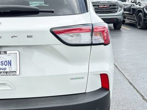 Used 2020 Ford Escape SEL FWD image 9