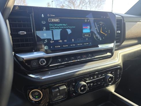 Certified 2024 Chevrolet Silverado 3500 High Country w/ High Country Premium Package image 26