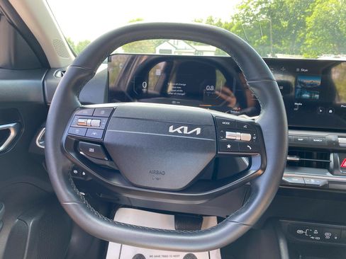 Used 2025 Kia K4 EX FWD image 16
