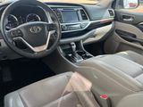 Used 2015 Toyota Highlander Limited image 2