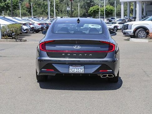 Certified 2021 Hyundai Sonata SEL FWD image 4