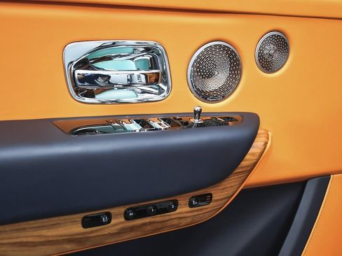 Used 2024 Rolls-Royce Cullinan image 10