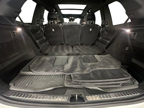 Used 2017 Volvo XC90 T6 R-Design w/ Vision Package image 15