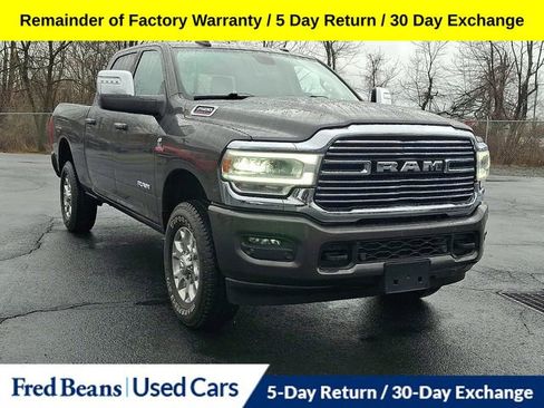 Used 2024 RAM 2500 Laramie AWD/4WD image 2