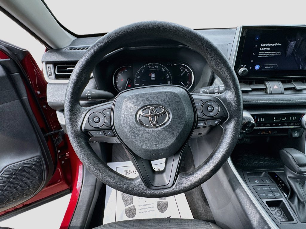 Used 2025 Toyota RAV4 XLE AWD/4WD image 11