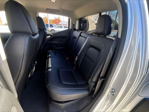 Used 2019 Chevrolet Colorado ZR2 w/ Colorado ZR2 Bison Edition image 18