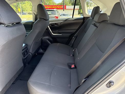 Used 2024 Toyota RAV4 LE FWD image 10