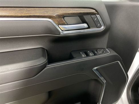 Used 2022 GMC Sierra 1500 Elevation image 13