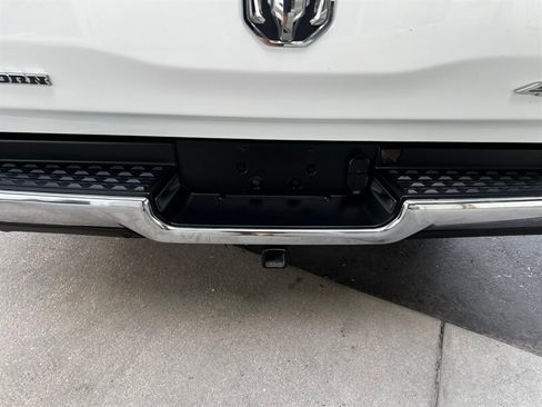Used 2024 RAM 1500 Big Horn AWD/4WD image 7