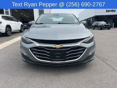 Used 2023 Chevrolet Malibu LT FWD image 2