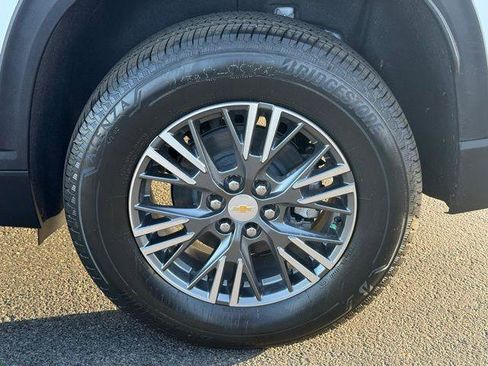 New 2026 Chevrolet Traverse LT w/ Driver Confidence Package FWD image 18