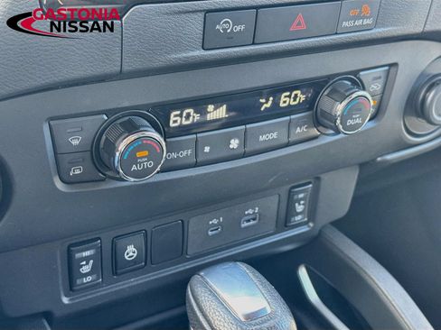 Used 2024 Nissan Frontier SL AWD/4WD image 19