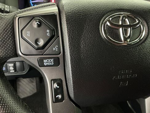 Used 2021 Toyota Tacoma TRD Off-Road AWD/4WD image 21