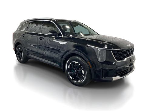 Used 2025 Kia Sorento S w/ Panoramic Sunroof Package FWD image 5