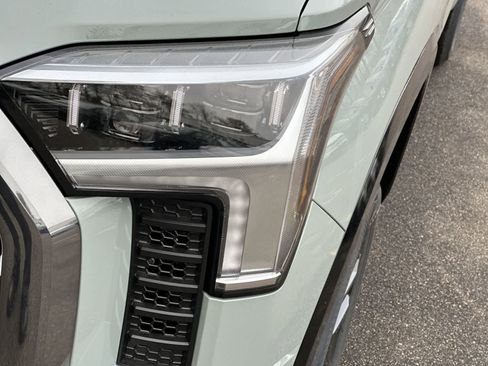 New 2026 Toyota Tundra Platinum image 10