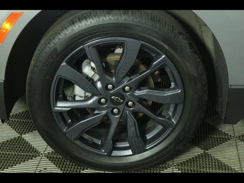Used 2023 Chevrolet Equinox RS AWD/4WD image 15