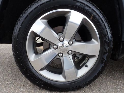 Used 2014 Jeep Grand Cherokee Limited w/ Trailer Tow Group IV image 7