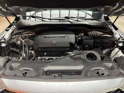 Used 2023 Acura MDX SH-AWD w/ Technology Package image 29