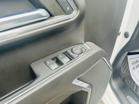 Used 2023 GMC Sierra 1500 Elevation image 15