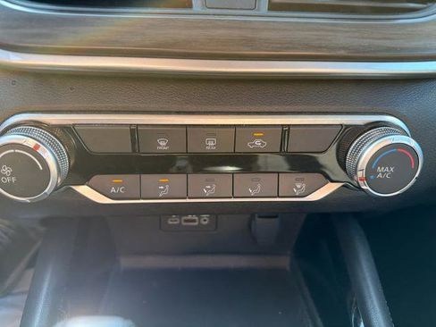 Used 2023 Nissan Altima 2.5 SV FWD image 20