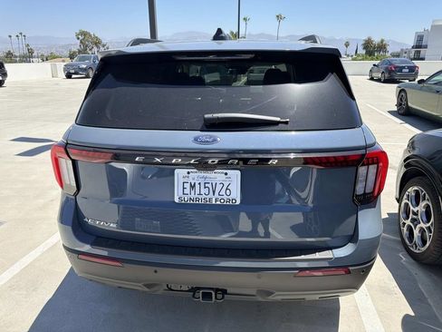 Used 2026 Ford Explorer Active RWD image 10