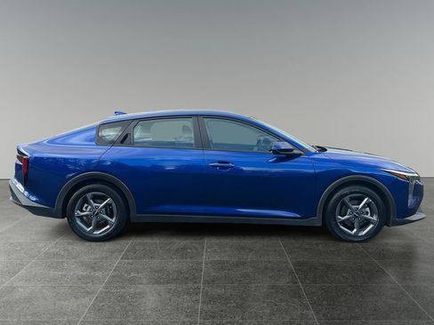 Used 2025 Kia K4 LXS image 8