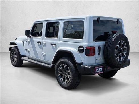 Used 2026 Jeep Wrangler Unlimited Sahara AWD/4WD image 8