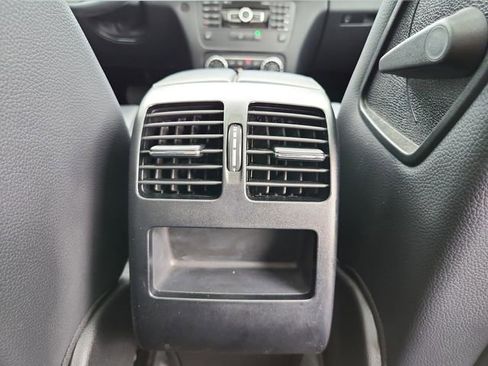 Used 2013 Mercedes-Benz GLK 350 2WD image 16