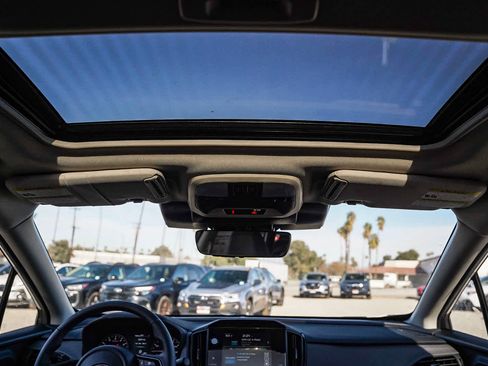 New 2025 Subaru Crosstrek 2.5i Limited image 15