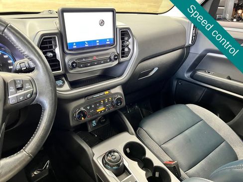 Used 2022 Ford Bronco Sport Outer Banks w/ Tech Package AWD/4WD image 10