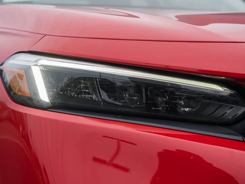 Used 2022 Honda Civic Touring image 12