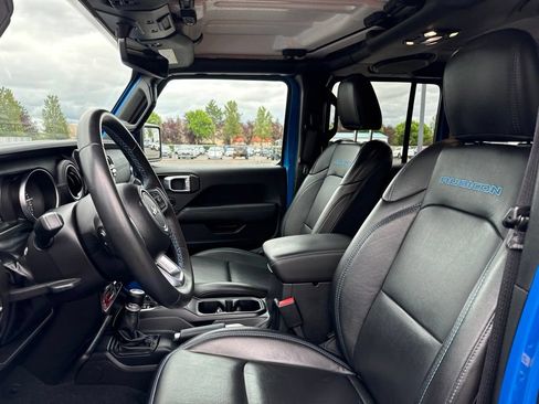Used 2022 Jeep Wrangler Unlimited Rubicon 4xe AWD/4WD image 9