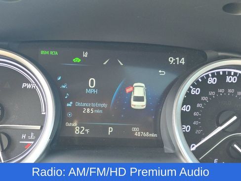Used 2022 Toyota Camry XLE w/ Navigation Upgrade Package FWD image 4