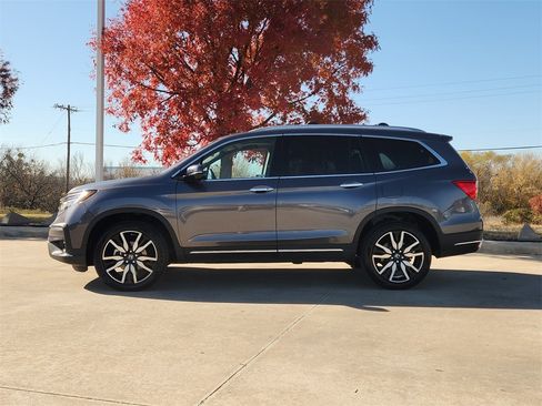 Certified 2022 Honda Pilot Touring image 4