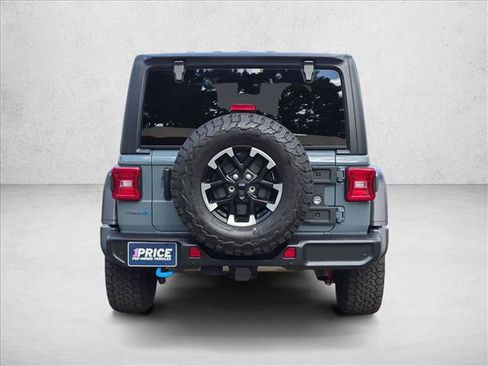 Used 2024 Jeep Wrangler Unlimited Rubicon 4xe w/ Technology Group AWD/4WD image 7