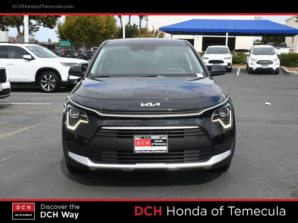 Used 2024 Kia Niro LX FWD image 2