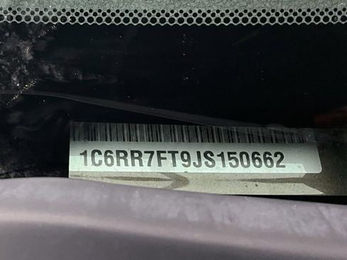 Used 2018 RAM 1500 ST w/ SXT Appearance Group image 29