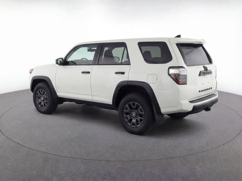 Used 2025 Toyota 4Runner SR5 image 6
