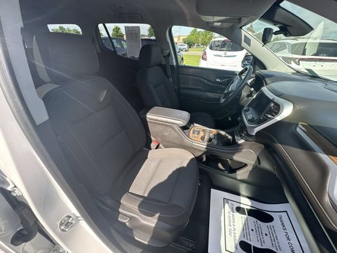 Used 2021 GMC Acadia SLE w/ Driver Convenience Package FWD image 27