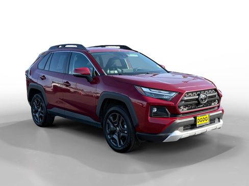 Used 2023 Toyota RAV4 Adventure image 7