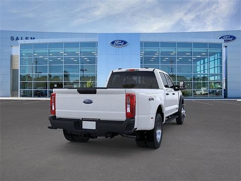 New 2026 Ford F450 XL w/ XL Driver Assist Package image 31