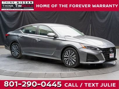 Used 2023 Nissan Altima 2.5 SV