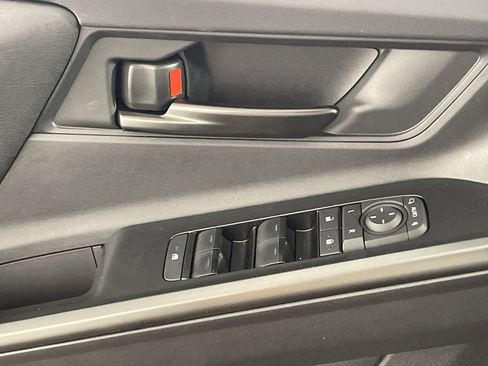 New 2026 Toyota bZ XLE Plus image 18