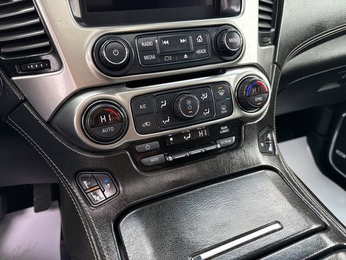 Used 2018 Chevrolet Suburban Premier image 42