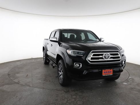 Used 2023 Toyota Tacoma Limited RWD image 3