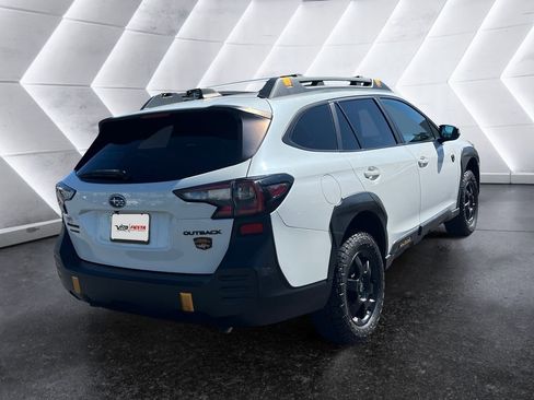 Used 2022 Subaru Outback Wilderness image 4